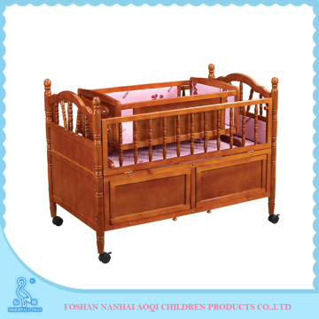 638 Wood Material And Crib Type Swinging Crib Baby Crib In Guangzhou