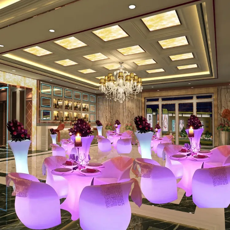 Contemporary LED Cube Seating for Chic Outdoor Gatherings