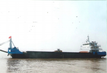 1400T SELF-PROPELLED DECK BARGE