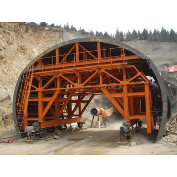 コンクリート建設用鉄道トンネルトロリー