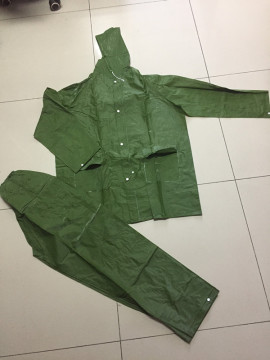 durable army green raincoat with pant