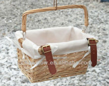 Chic Wicker bicycle basket with liner