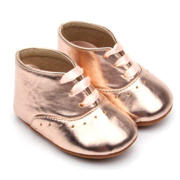 2017Fashion Hollow Out Gold Leather Baby Boots Ribbon Shoelace Cheap Girls Fashion Boots