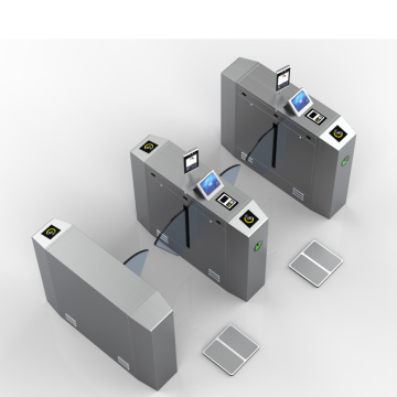 Система контроля доступа с защитой от электростатических разрядов RFID-карты