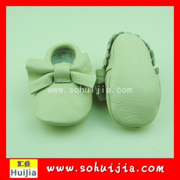 Factory direct sales beige bow cow leather soft 2015 hot lovely sport baby shoes