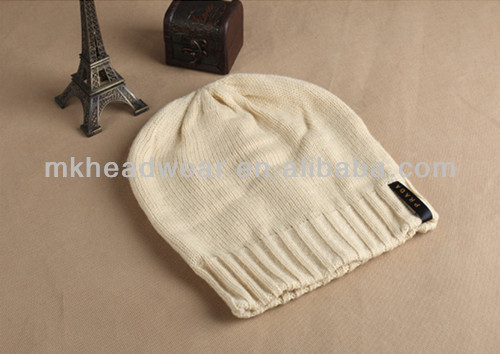 Pictures of Cute Women Winter Plain Knitted Beanie Hats for Wholesale