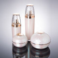 Bottiglia e vaso cosmetici acrilici di forma di cipolla rosa