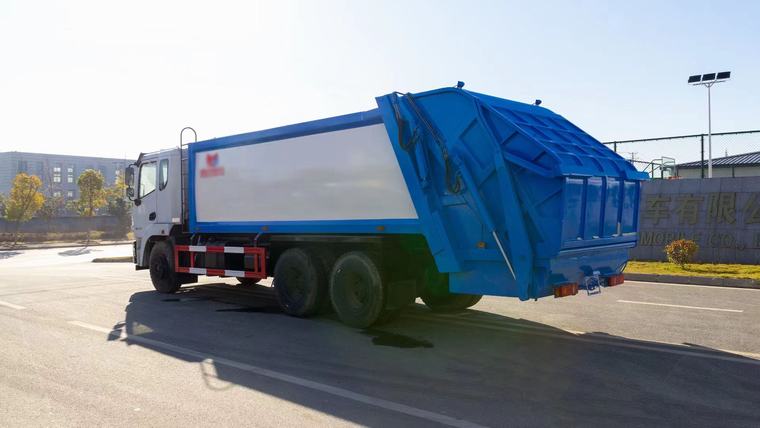 Dongfeng 20 متر مكعب شاحنة القمامة