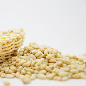 750 pcs Korean pine nut kernels