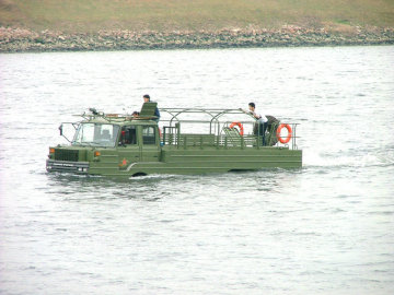 LHD/RHD Dongfeng 6x6 EQ2102G/N Amphibious vehicle