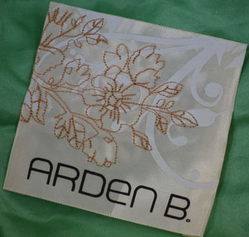 satin embroidery label with printing