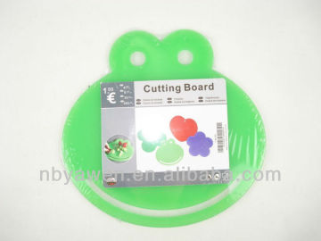 animal shaped plastic cutting board