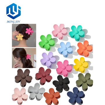 New Arrival Candy Color Mini 7cm Flower Hair Claw Clips - Daisy Claw Hair Clips for Women