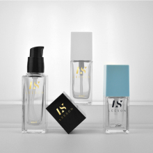 Luxury Clear Glass Lotion Bottles with Pump for Liquid Foundation