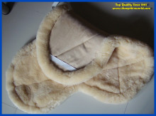 Lambskin equestrian saddle pad