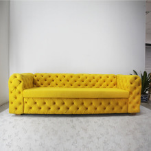 Sofá de sala com assento em tecido