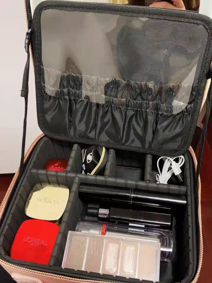 Hành lý nghệ sĩ trang điểm mới đến New Arrival Makeup Artist Luggage