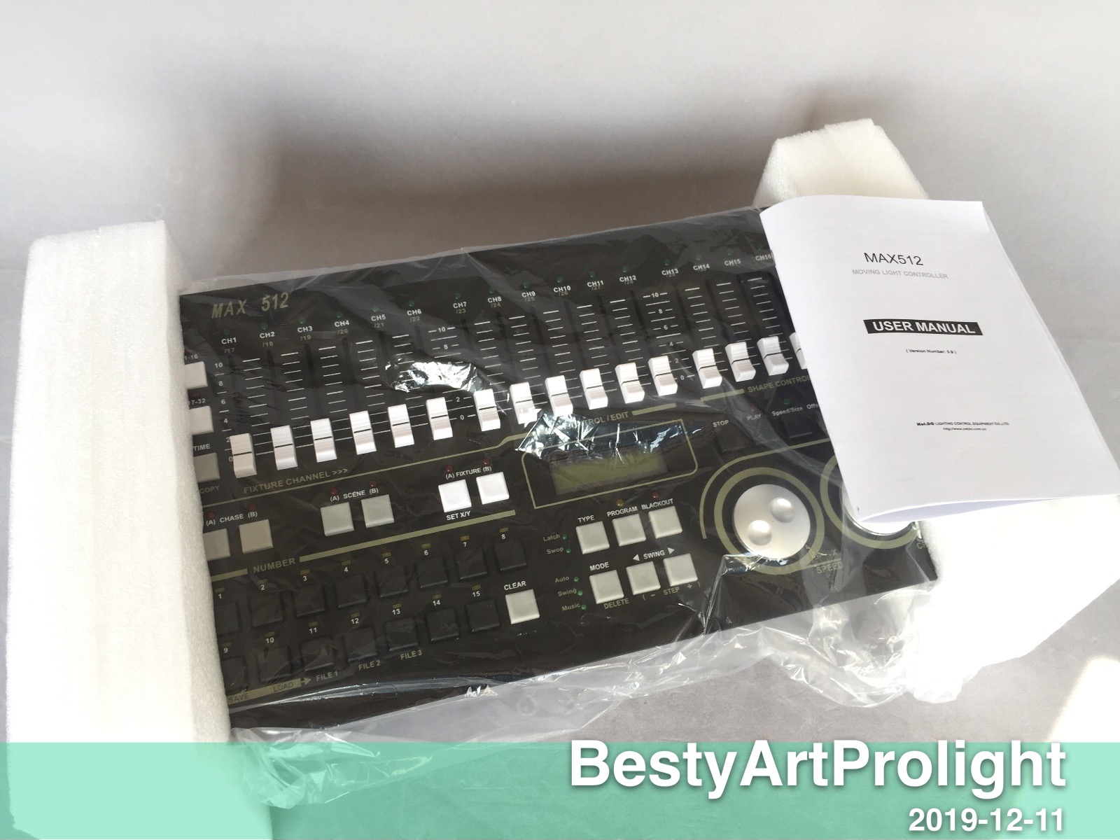 Max512  lighting console controller