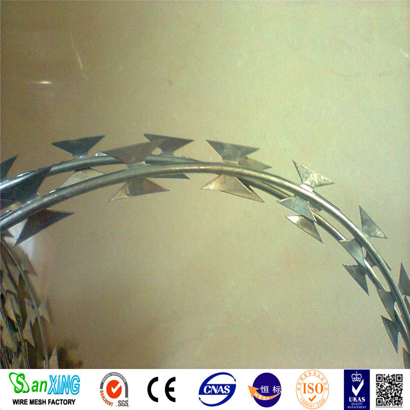 Bto-22 Concerto militare Razor Wire