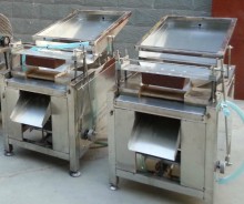 Small Quail Egg Peeler Machine/Peeling Machine For Quail Egg