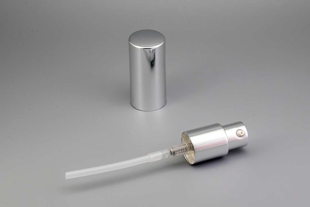 18/410 알루미늄 오버캡이 포함된 유광 실버 처리 펌프 18/410 Shiny Silver Treatment Pump with Aluminum Overcap