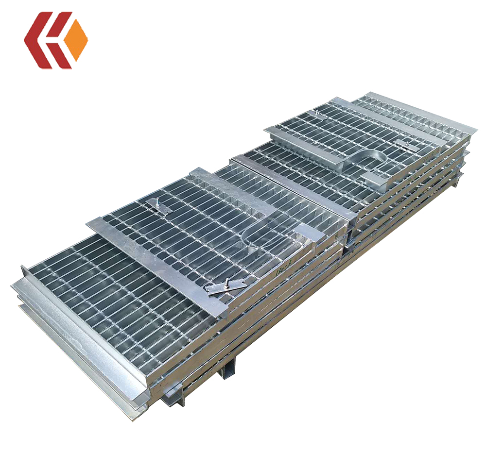 Outdoor Galvanized I-Bar Serrated Steel Stair Tread | Non-slip Steel Tread