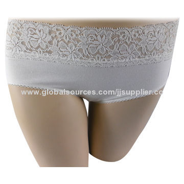 Ladies' Seamless Lace Panties, Made of Polyester/Nylon and Spandex