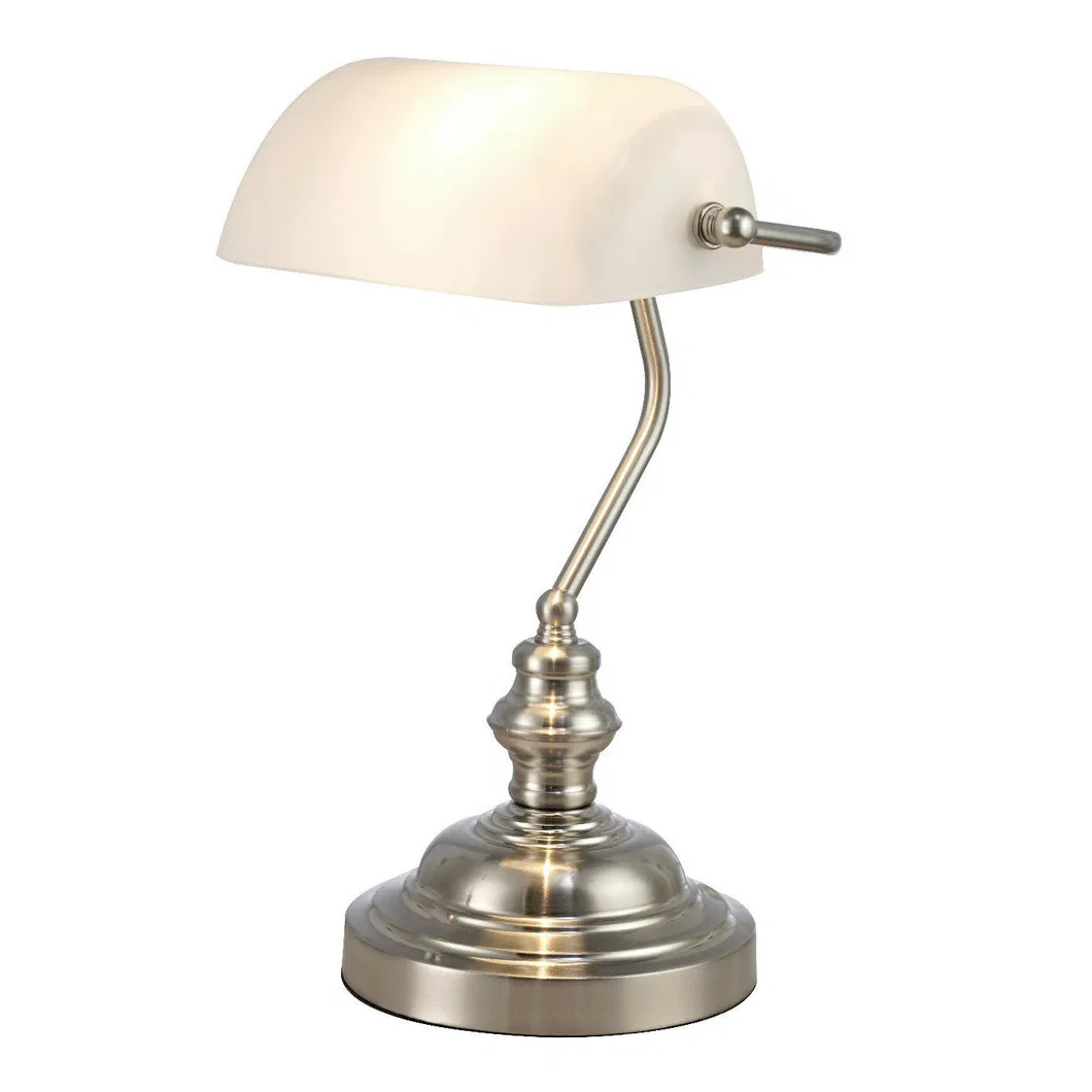 Classic Vintage American Bronze Table Lamp for Elegant Bedrooms