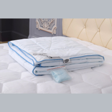 Instant Cooling Quilt