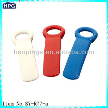 2016 Best Selling Plastic bottle Opener ,wine opener,coking tools