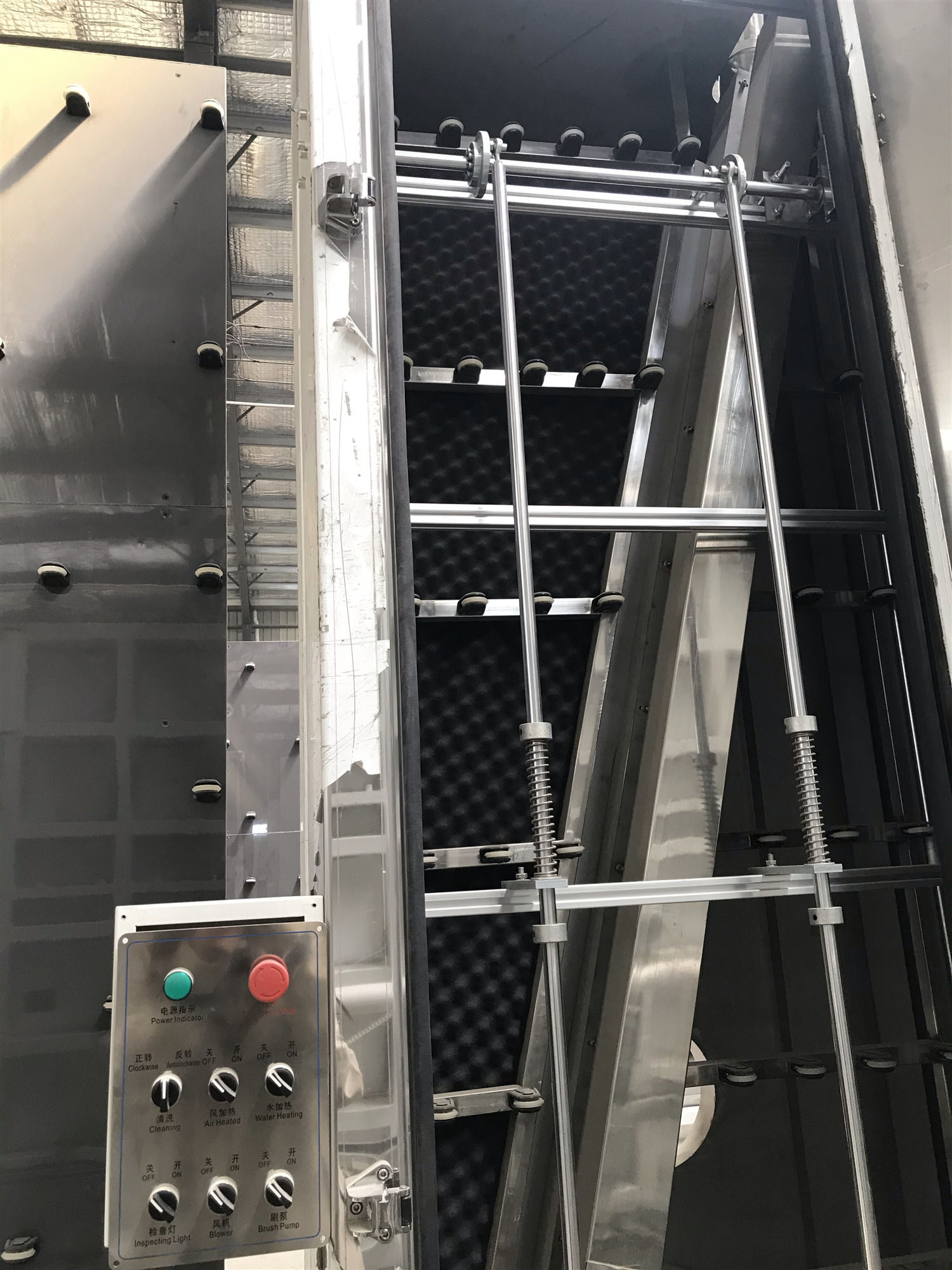 Lavadora y secadora de vidrio vertical Vertical glass washing and drying Machine