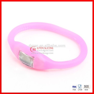 Silicone bracelet watches,silicone pedometer watch,digital pedometer