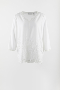 White chiffon embroidery 3/4 sleeve blouse