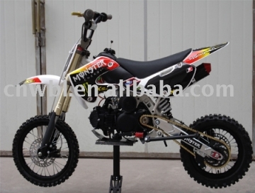 150cc KLX Dirt Bike with Marzocchi Replica Front Fork and KMC Chain (WBL-57C)