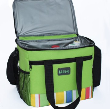 Insulated food cooler bag