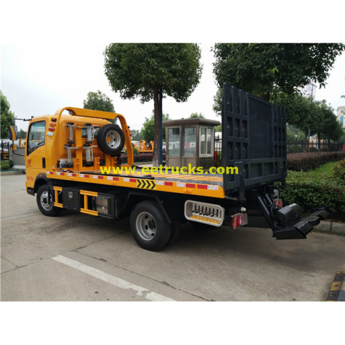 SINOTRUK HOWO 2ton Recovery Wrecker Trucks