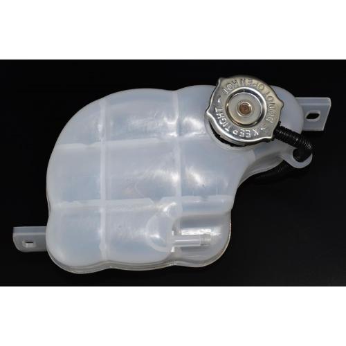 Radiator Expansion Tank 4596198, 05058511AB for Chrysler