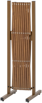 Be-Wood accordion fence natural wood