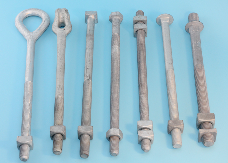 SZÖGYSÉGES CSAVAR, SZÁLLÍTÓCSAVAR, SZIGETELŐ OSZTÁR, KETTŐS ÉLESÍTŐ CSAVAR SQUARE BOLT, CARRIAGE BOLT, INSULATOR POST STUD, DOUBLE ARMING BOLT