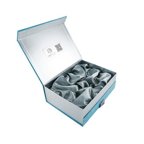 Custom Magnetic Folding Cosmetic Gift Box for Skincare