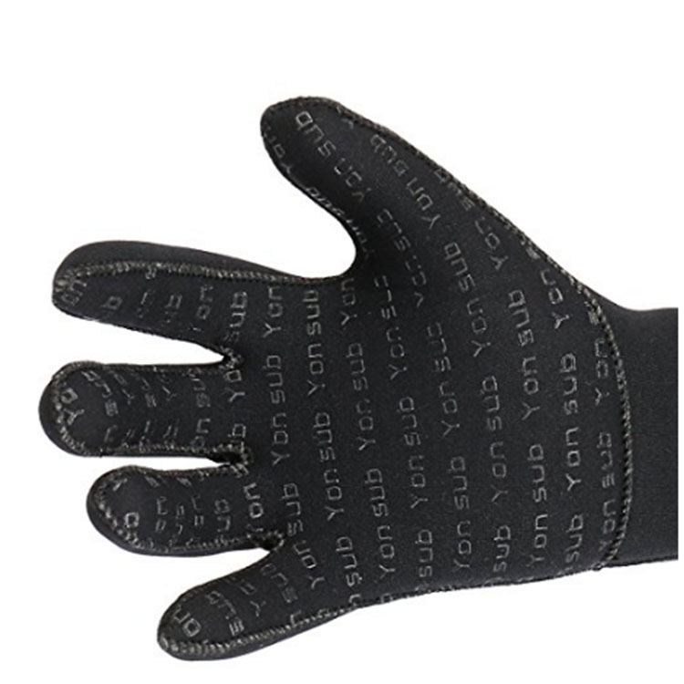 Microfiber Made Gloves