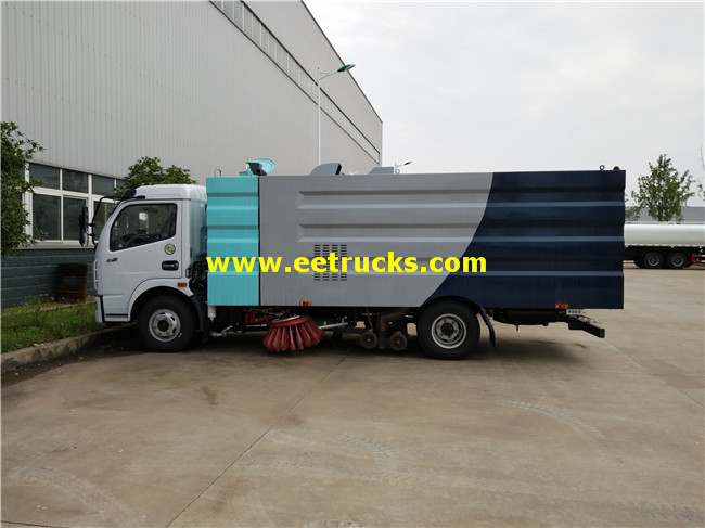 5000L Road Sweeper Trucks