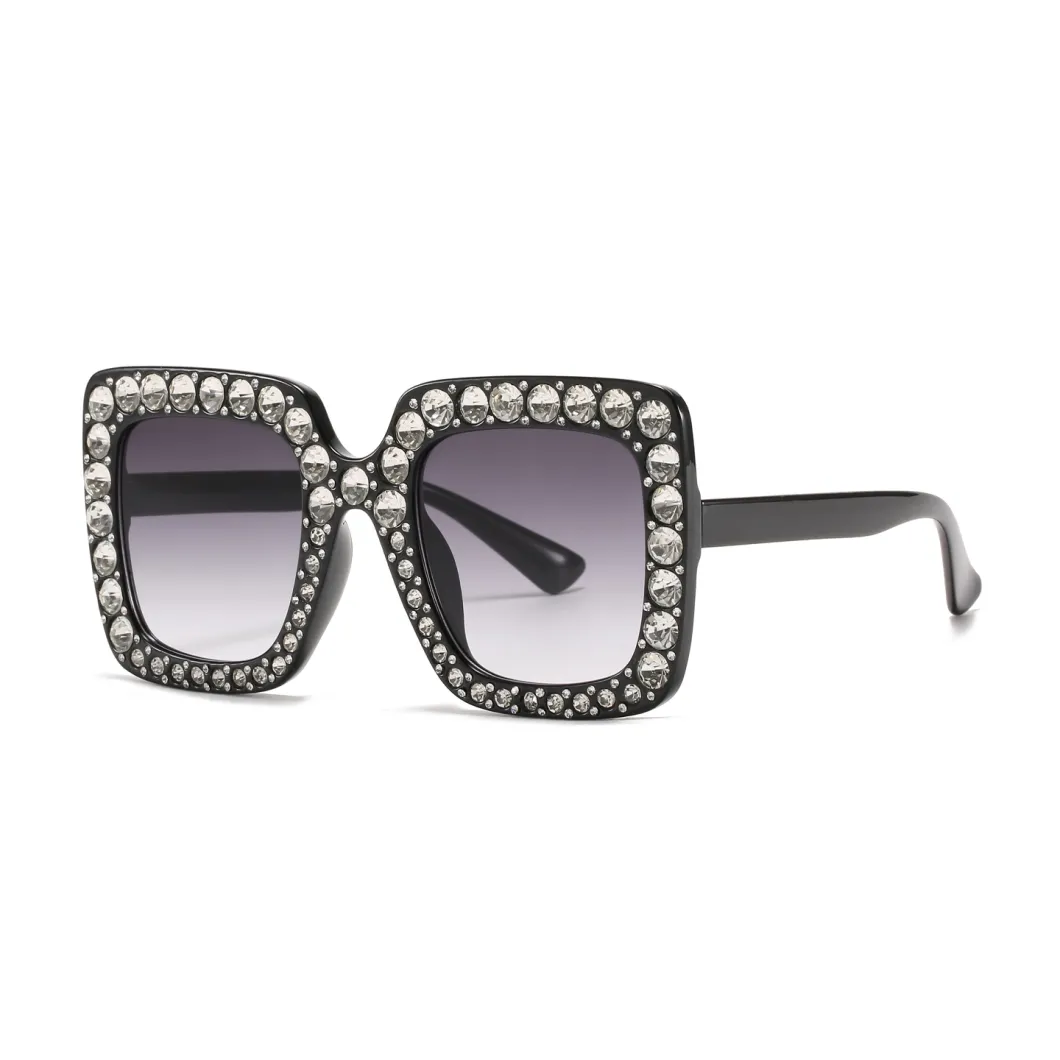2020 Square Low MOQ Fashion Sunglasses with Diamond