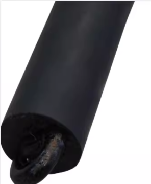 Plastic-coated compensation chain in elevator