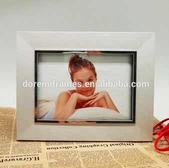 Hot high quality silver aluminum photo frame made in China