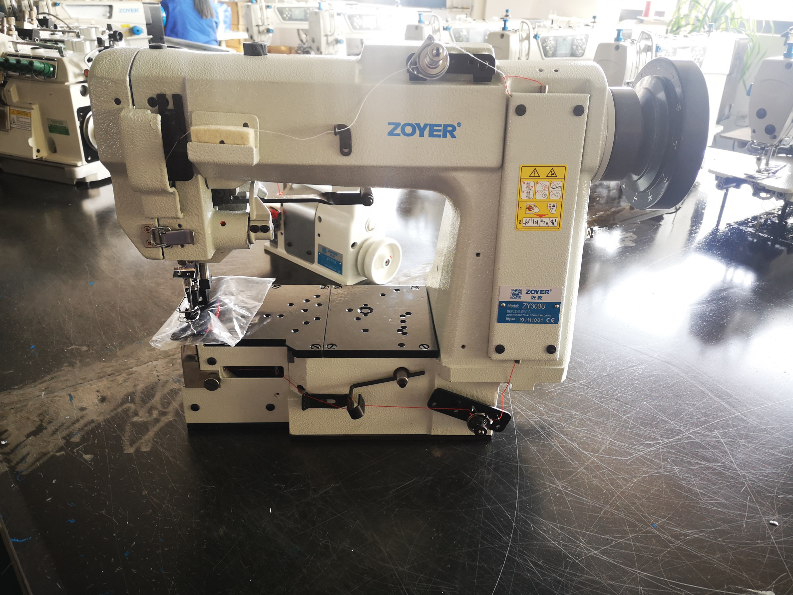 ZY300U Mattress hemming Semi automatic hemming Spring mattress hemming sewing machine