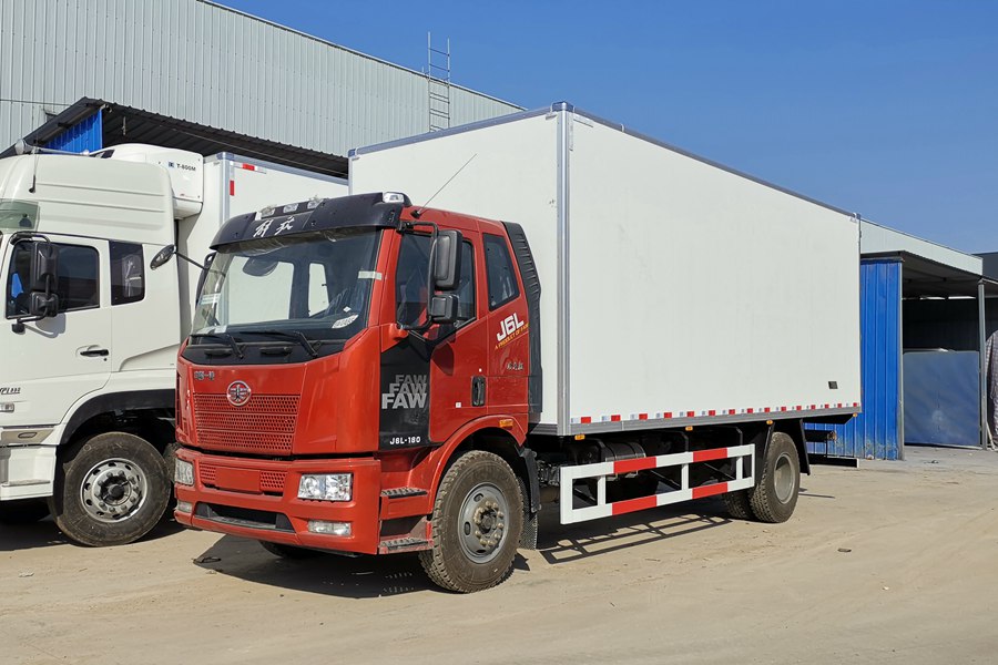 18 ton refrigerated truck