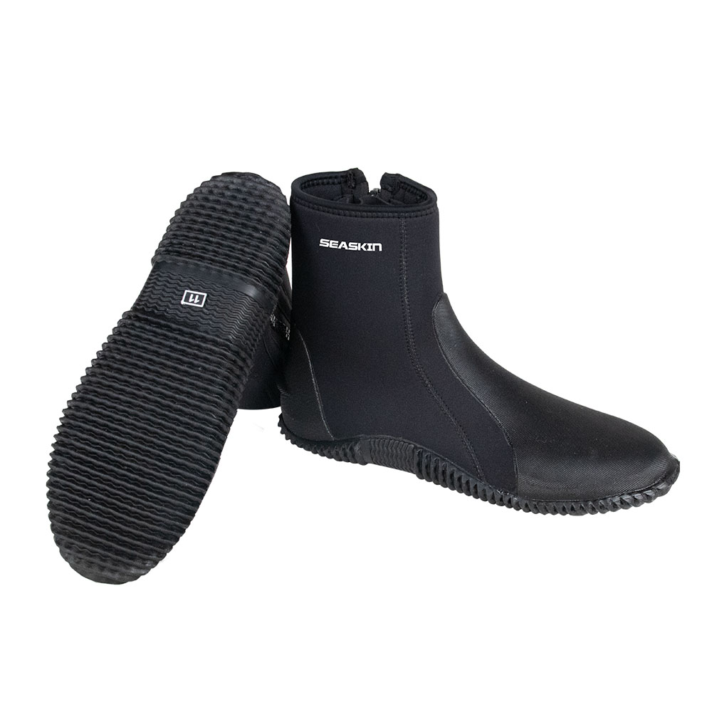 Seaskin 5mm neoprene diving boots for spearfishing water