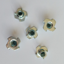 4 Prongs Zinc Plating disk Tee Nuts