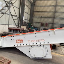 Hot Sale Vibrating Feeder Conveyor Belt for Stone Crushing Quarry Plant